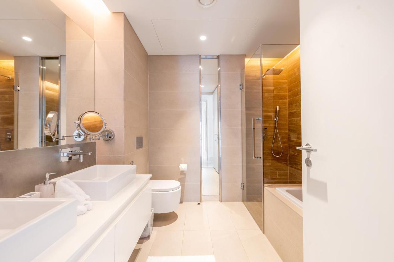 Spectacular 3 Bedroom Condo With Maids Room Facing The Dubai Eye Ngoại thất bức ảnh