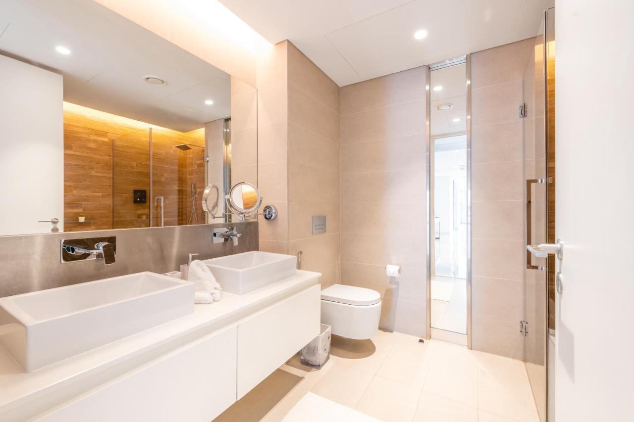 Spectacular 3 Bedroom Condo With Maids Room Facing The Dubai Eye Ngoại thất bức ảnh